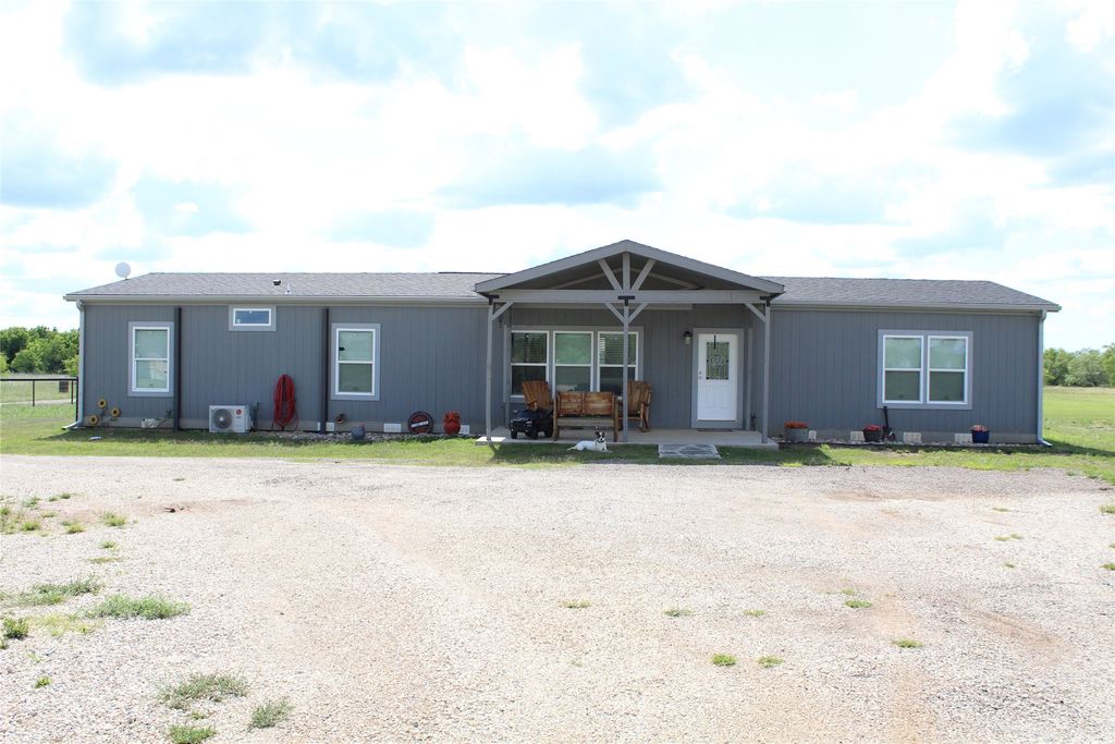 2077 A Shawver Road, Perrin, TX 76486