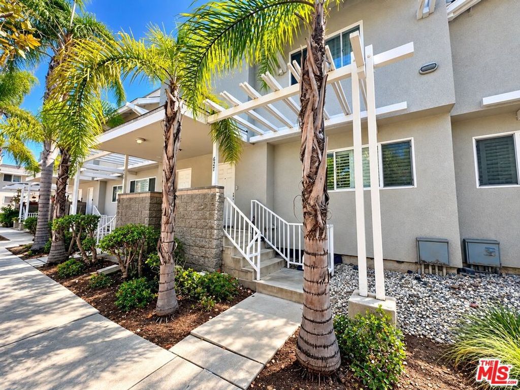 627 W Regent Street, Inglewood, CA 90301 — exterior