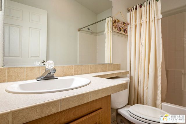305 Kona Lane, Palm Springs, CA 92264