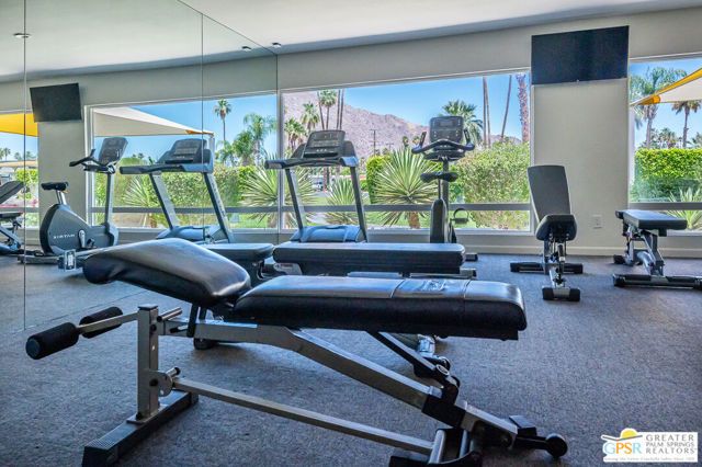305 Kona Lane, Palm Springs, CA 92264