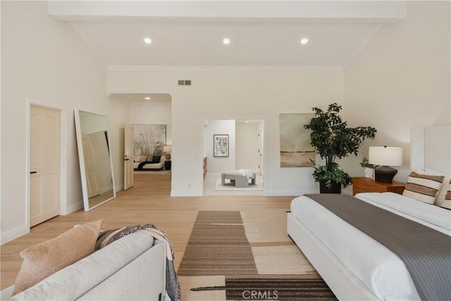 17182 Hillside Circle, Huntington Beach, CA 92649