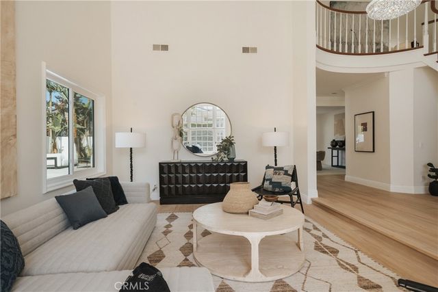 17182 Hillside Circle, Huntington Beach, CA 92649
