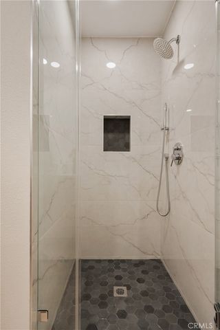 17182 Hillside Circle, Huntington Beach, CA 92649
