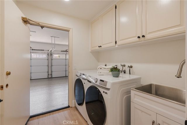 17182 Hillside Circle, Huntington Beach, CA 92649