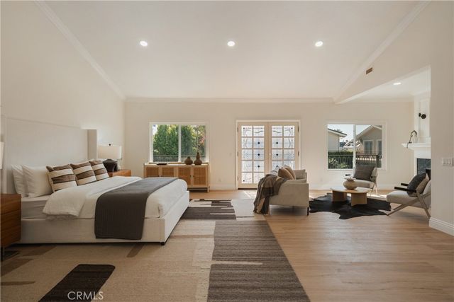 17182 Hillside Circle, Huntington Beach, CA 92649