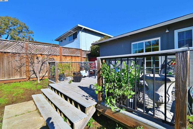 19641 Betrose Ct, Castro Valley, CA 94546