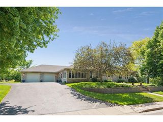 700 Spruce Drive, Hudson, WI 54016