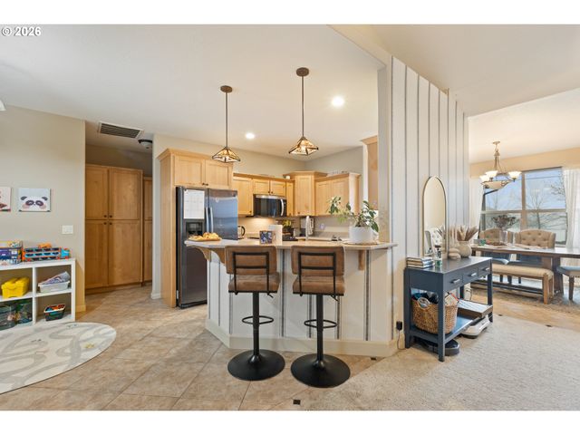 849 NORTH VIEW Dr, Winchester, OR 97495