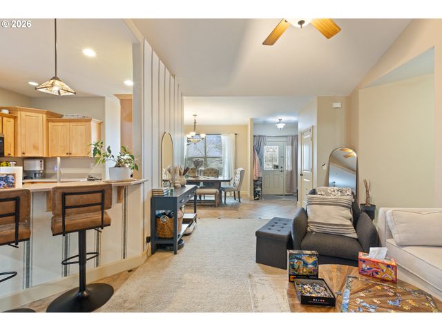 849 NORTH VIEW Dr, Winchester, OR 97495