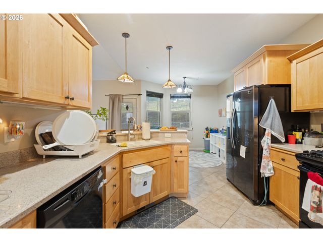 849 NORTH VIEW Dr, Winchester, OR 97495