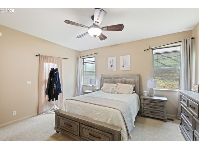 849 NORTH VIEW Dr, Winchester, OR 97495