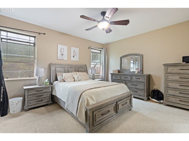 849 NORTH VIEW Dr, Winchester, OR 97495