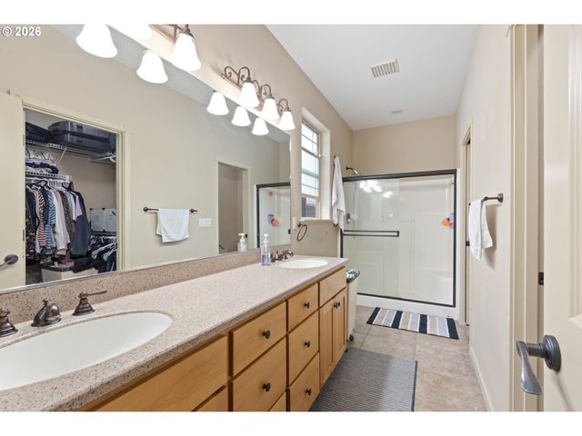 849 NORTH VIEW Dr, Winchester, OR 97495