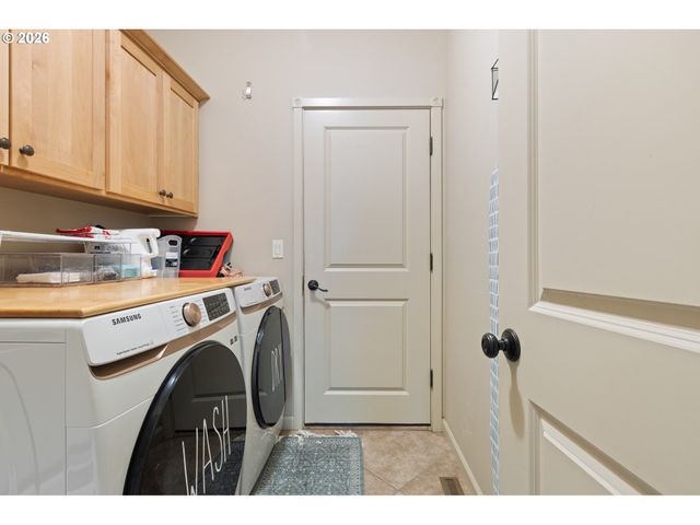 849 NORTH VIEW Dr, Winchester, OR 97495