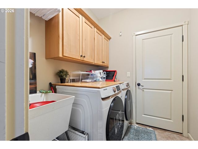 849 NORTH VIEW Dr, Winchester, OR 97495