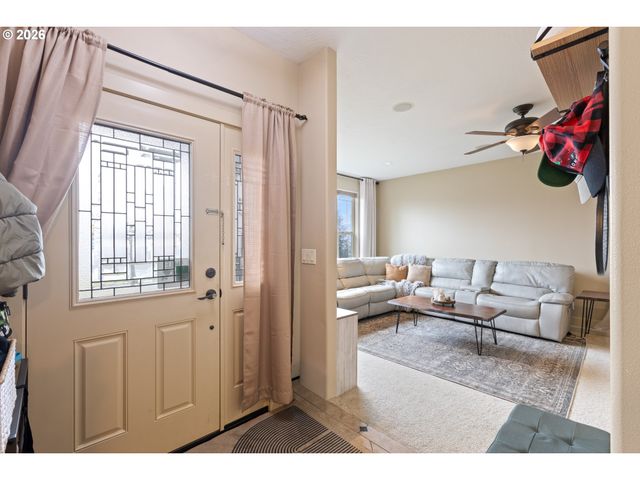 849 NORTH VIEW Dr, Winchester, OR 97495