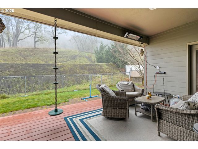 849 NORTH VIEW Dr, Winchester, OR 97495