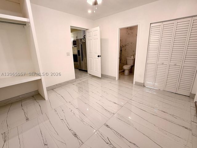 4088 SW 51st St A, Dania Beach, FL 33314