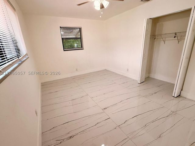 4088 SW 51st St A, Dania Beach, FL 33314