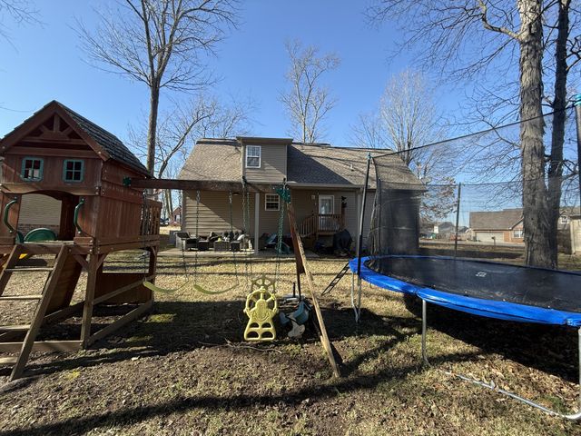 1315 N Lynn Dr, Lebanon, TN 37087