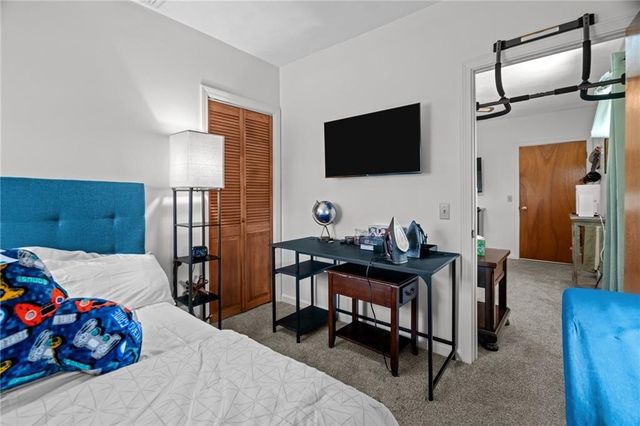 129 Simmonsville Avenue, Johnston, RI 02919