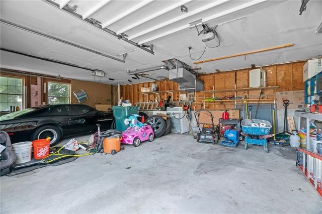 129 Simmonsville Avenue, Johnston, RI 02919