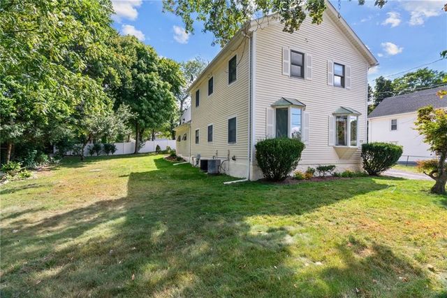 129 Simmonsville Avenue, Johnston, RI 02919