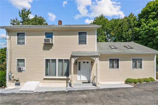129 Simmonsville Avenue, Johnston, RI 02919