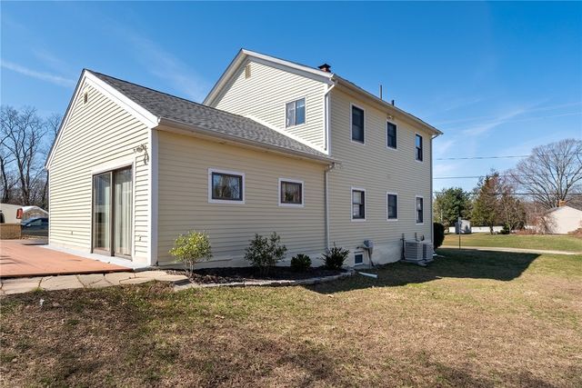 129 Simmonsville Avenue, Johnston, RI 02919