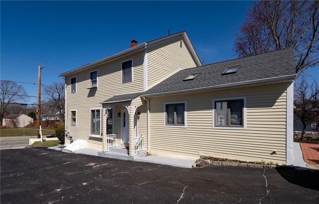 129 Simmonsville Avenue, Johnston, RI 02919