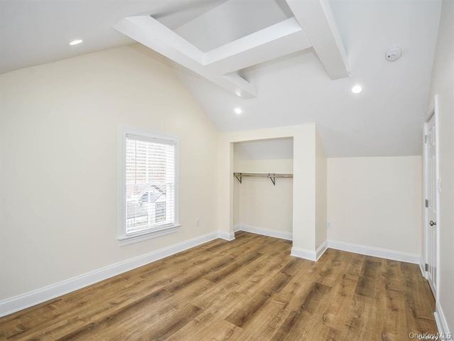 1667A Northern Boulevard A, Roslyn, NY 11576