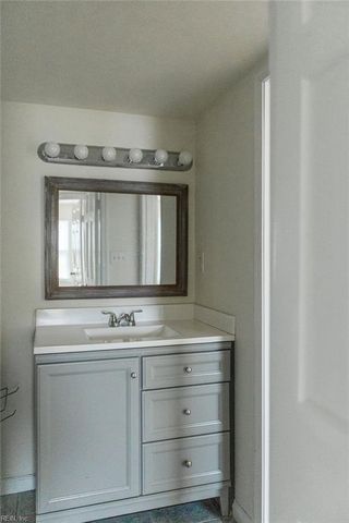 613 Pylon CT, Virginia Beach, VA 23462