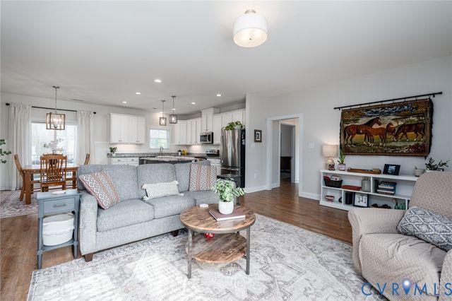 3550 Davis Glade Ct, Quinton, VA 23141