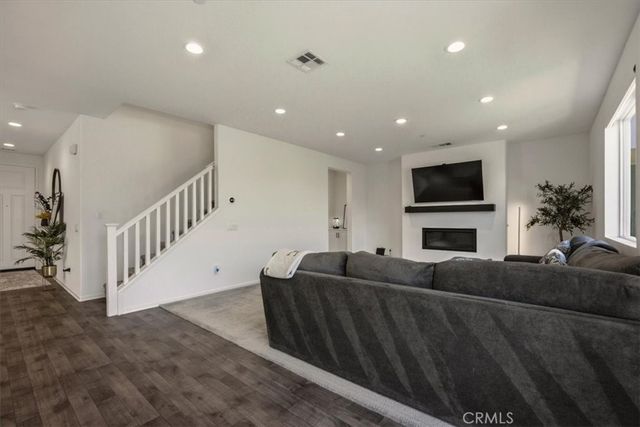 11767 Trailwood Court, Corona, CA 92883