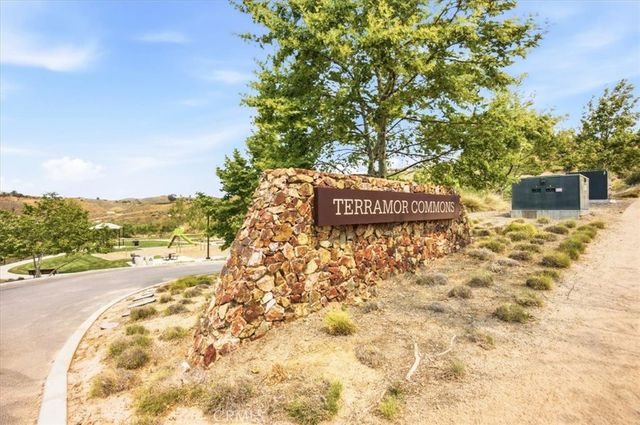 11767 Trailwood Court, Corona, CA 92883