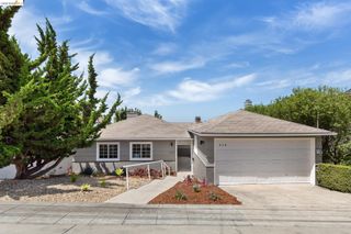 214 Yale Ave, Kensington, CA 94708