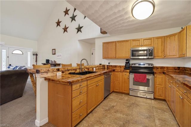 4172 Godwin BLVD, Suffolk, VA 23434