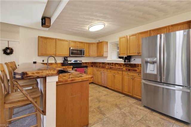 4172 Godwin BLVD, Suffolk, VA 23434