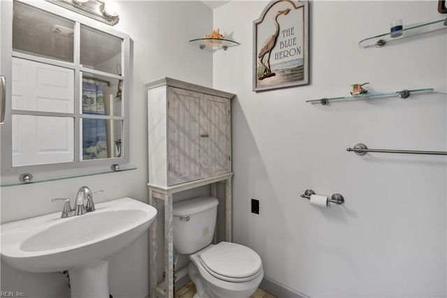 4172 Godwin BLVD, Suffolk, VA 23434