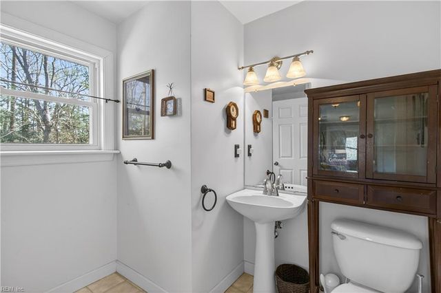 4172 Godwin BLVD, Suffolk, VA 23434