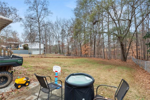 23036 McDonald Point Road, Seneca, SC 29672