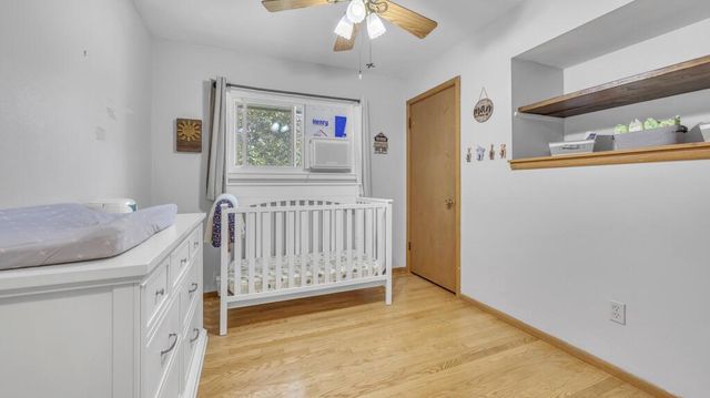 215 E Beutel ROAD, Port Washington, WI 53074