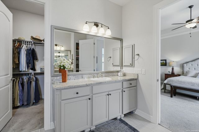 1307 Ellsworth Farm, San Antonio, TX 78260