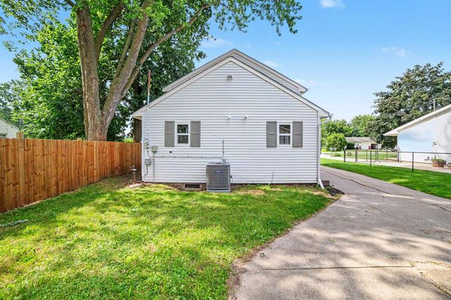 956 Commonwealth Street, Saginaw, MI 48604