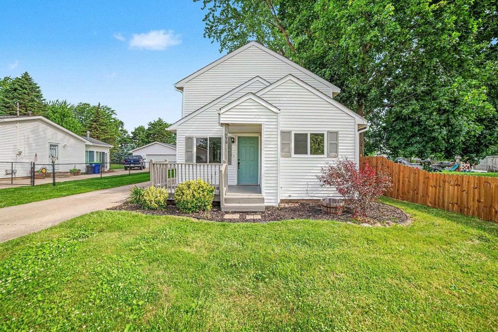 956 Commonwealth Street, Saginaw, MI 48604