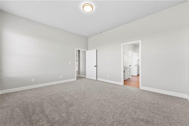 6634 McCormick Drive, Shawnee, KS 66226