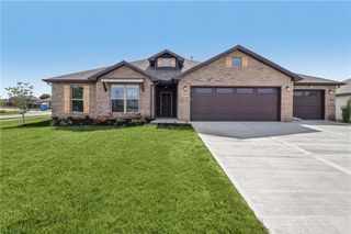 6634 McCormick Drive, Shawnee, KS 66226