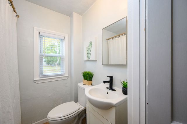 396 Willow St, Stoughton, MA 02072