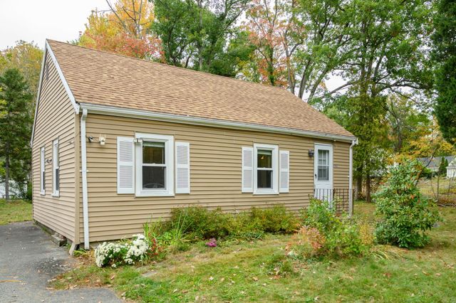 396 Willow St, Stoughton, MA 02072