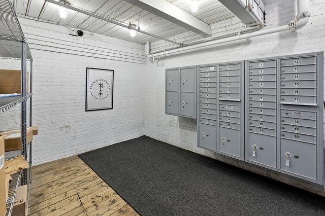 55 Sterling St 305, Clinton, MA 01510